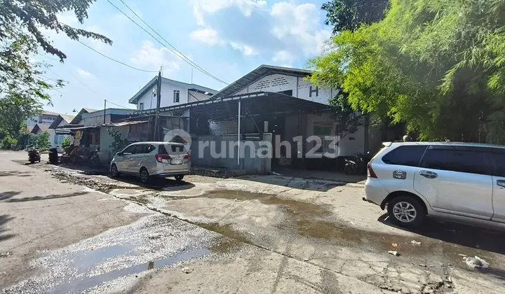 Sunter Agung, Komp Pergudangan Agung Timur, Container Entry