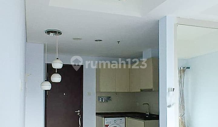 Apartment 1 BR Semi Furnished Puri Mansion