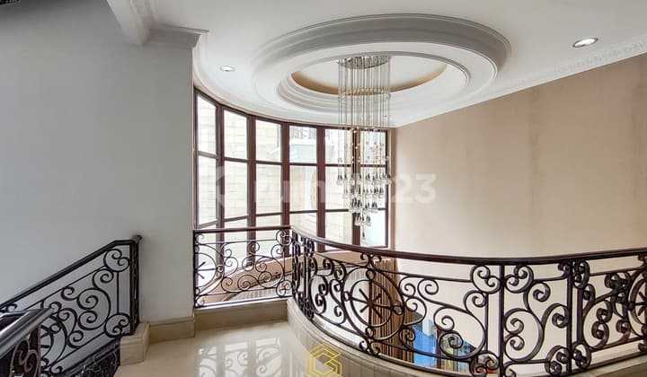 Rumah Bagus Crown Pondok Hijau Golf Gading Serpong