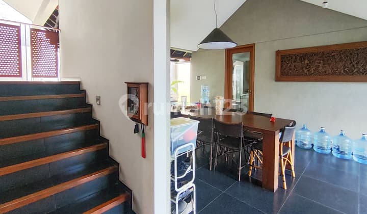 View Taman Danau Crown Golf Phg Summarecon Serpong