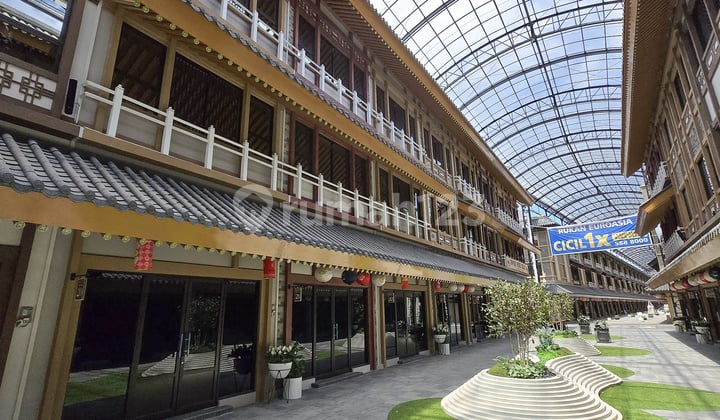 Siap Huni, Ruko, 3 Lantai Gandeng Euroasia Osaka Pik 2