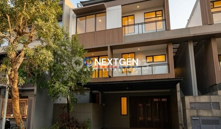 Siap Huni, Rumah, 3 Lantai Ada Lift , Dekat Sekolah Internasional The Zora BSD City