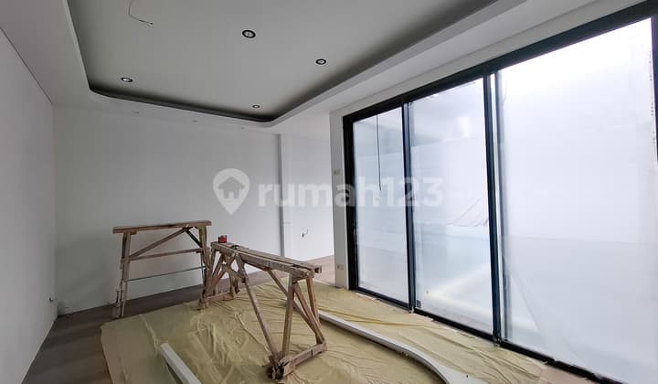 Crown Pondok Hijau Golf Furnished Interior