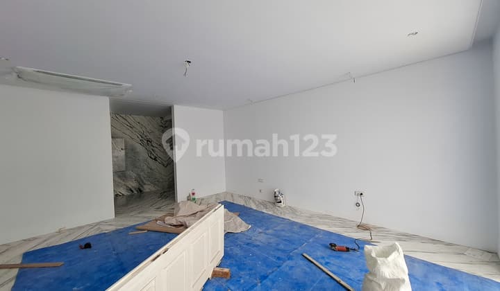 Crown Pondok Hijau Golf Furnished Interior