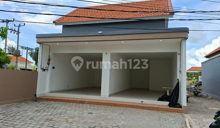 Ruko Strategis Batu Belig, Kerobokan - Siap Sewa