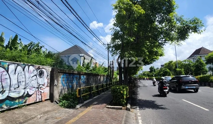Strategic Land on Sunset Road - Ideal for Investment and Business