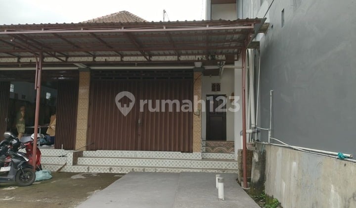 Available for Rent: Ruko in Kerobokan
