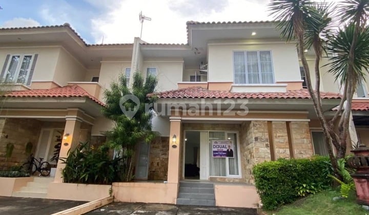 Rumah 2 Lantai Villa Panbil Furnished HGB di Batam Kota, Batam