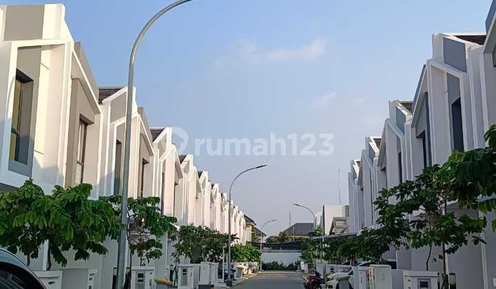 DIJUAL CLUSTER DI HARAPAN INDAH Diapit oleh 2 stasiun KRL (stasiun Kranji dan stasiun Cakung)