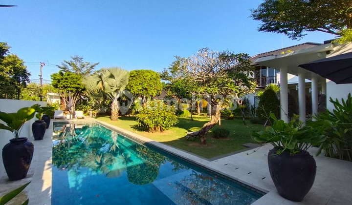 Rv-3046 Luxury Freehold Villa In Goa Gong, Jimbaran