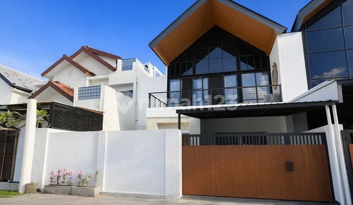 Rv-3340 Well-Located Seminyak Villa For Sale - 3Br Freehold