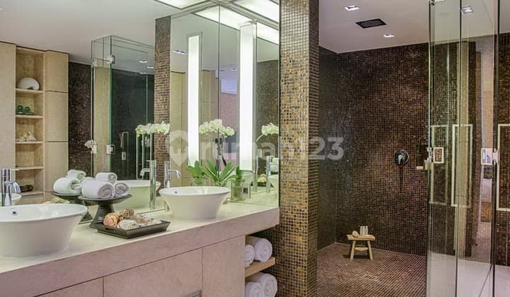 Rv-3056 Luxurious 400 Sqm Penthouse With Stunning Sea Views