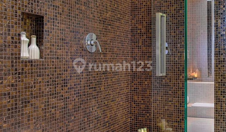Rv-3056 Luxurious 400 Sqm Penthouse With Stunning Sea Views