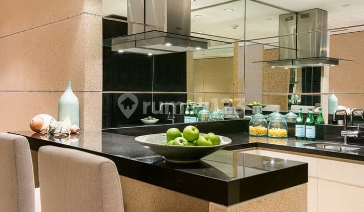 Rv-3056 Luxurious 400 Sqm Penthouse With Stunning Sea Views