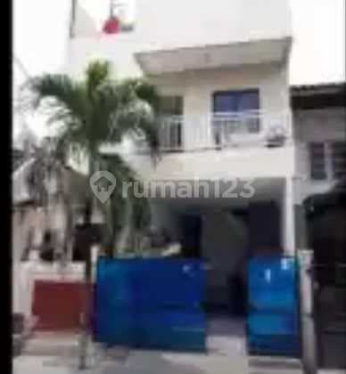 Jual Rumah Kos Taman Mahkota