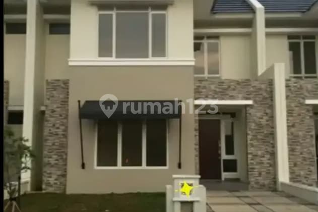 Di jual rumah suvarna cluster helios