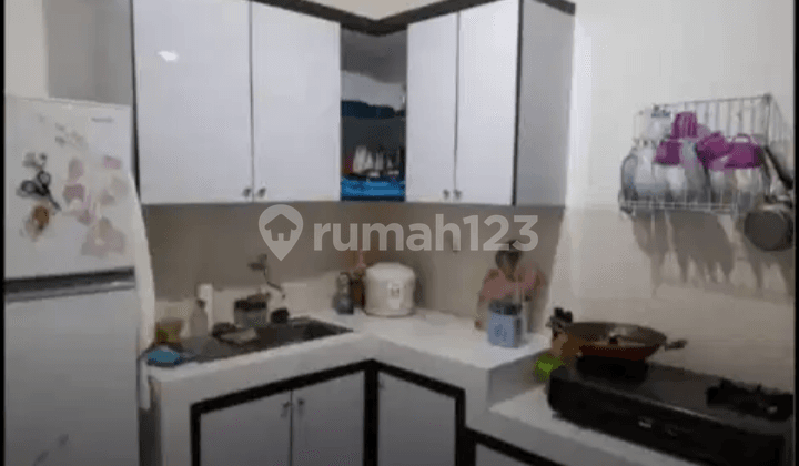 Jual Rumah Besar Mewah Suvarna