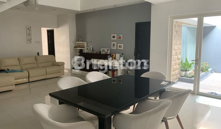 Rumah Dharmahusada Regency Full Furnished hanya selangkah ke RS Unair dan Galaxy Mall