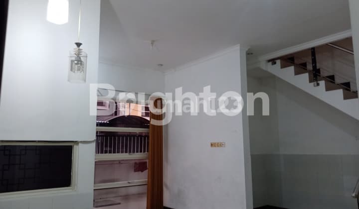 RUMAH LEBAK INDAH 2 LANTAI, ONE GATE SYSTEM HUNIAN AMAN DAN NYAMAN DEKAT KENJERAN, BABATAN PANTAI*