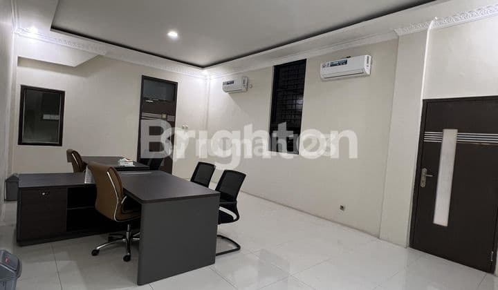 RUKO KLAMPIS JAYA 4 LANTAI PUSAT KOTA COCOK UNTUK KANTOR, KURSUS, SALON DAN LAINNYA