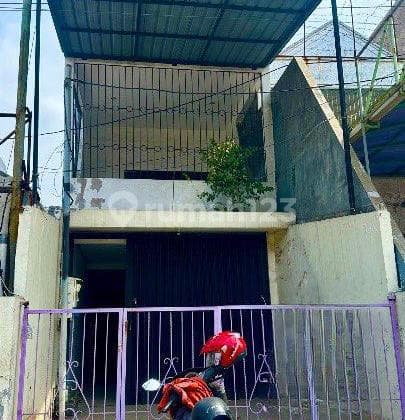 Only Buyer Ruko Strategis Nol Jalan Tidar Surabaya 2 Lantai