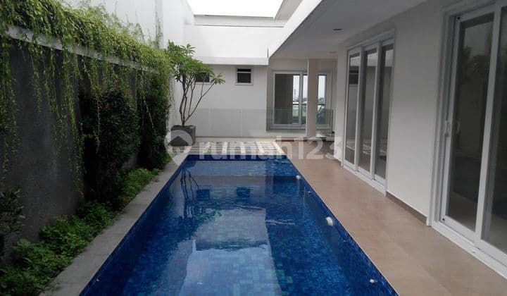 Rumah Mewah Best View Kota dan Laut Kolam Renang di Candi Golf