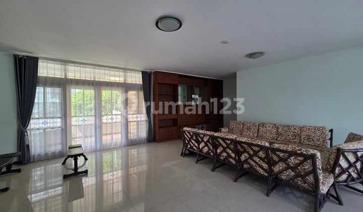 Rumah Full Furnished Ensuite Bathroom Di Semarang Atas
