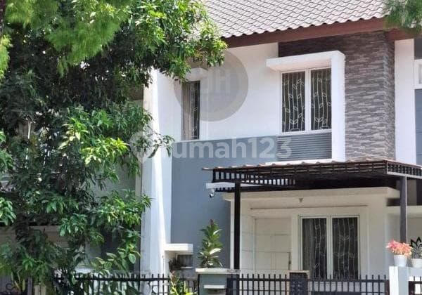 Rumah Cantik Semi Furnised Di Legenda Wisata Cibubur, Gn Putri, Bogor.