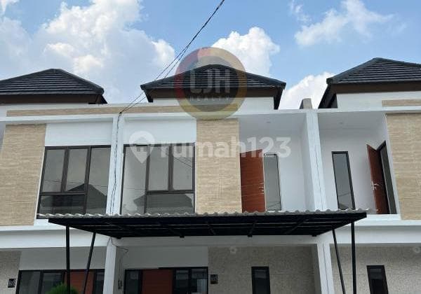Rumah Cantik Siap Huni One Gate System di Puri Harvest Cibubur, Harjamuksi, Cimanggis, Depok