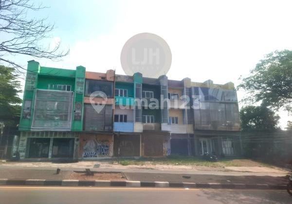 3 Unit Ruko Gandeng di Cibubur, Gn Putri, Bogor.