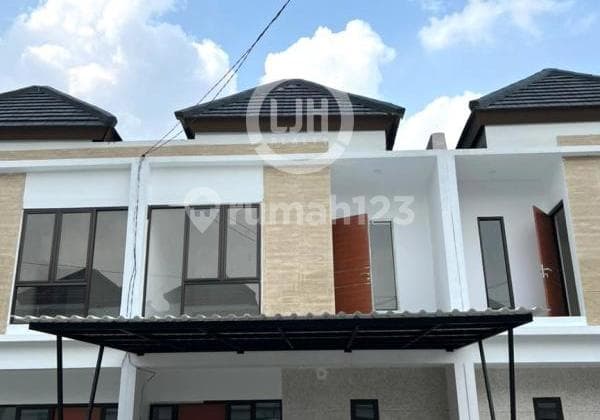 Rumah Strategis Dekat LRT Harjamukti Di Puri Harvest Cibubur, Cimanggis, Depok.