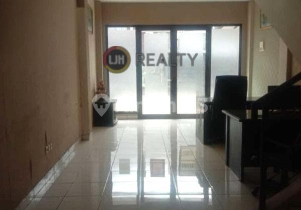 Ruko 2 Lantai Siap Pakai di Legenda Wisata - Cibubur