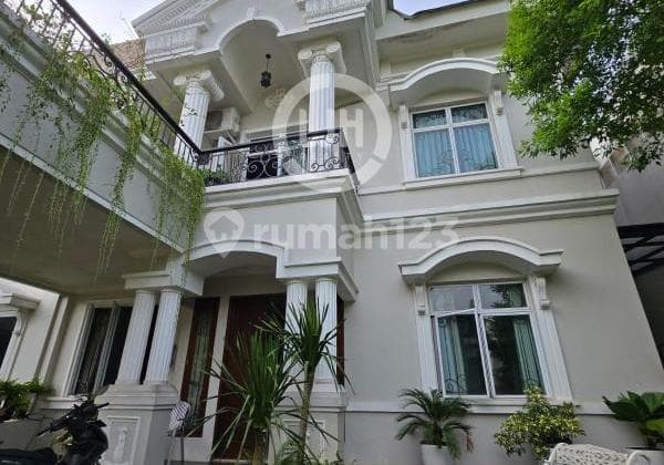 Rumah Full Furnished Dalam Cluster Di Legenda Wisata, Gn. Putri, Bogor.