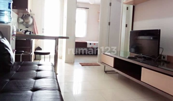 Apartemen Parahyangan Residences 2 Kamar Tidur Furnished