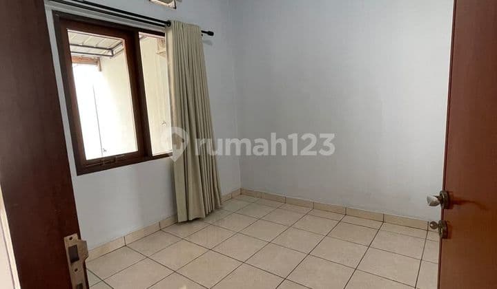 Disewakan Rumah Terawat di Mekar Wangi Siap Huni