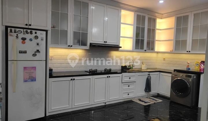 Rumah 2 Lantai di Kota Baru Parahyangan Fully Furnished