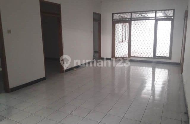For Sale House in Batununggal within a cluster