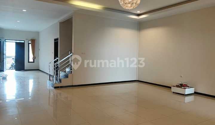 Rumah Bagus di Komplek Mekar Wangi Bandung