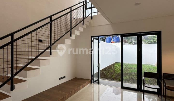Rumah Baru 2 Lantai di Arcamanik Modern Minimalis