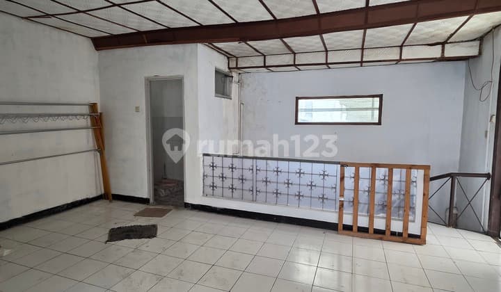 Disewakan Rumah 2 Lantai di Komplek Unpar Ipr Sukaraja