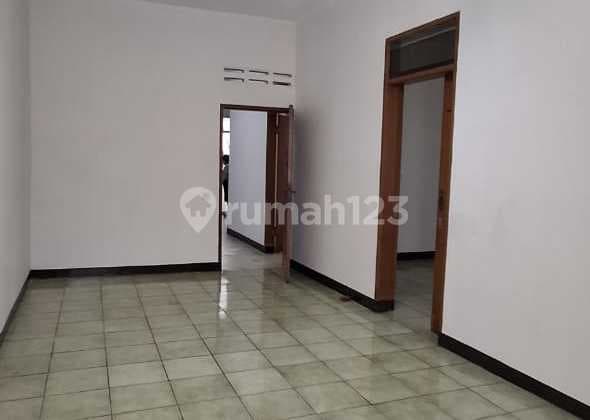 Rumah Bandung Kota Sayap Kebon Kawung Dekat Mall