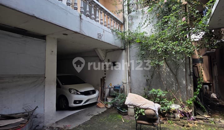 Rumah Hitung Tanah Di Moch Toha Mainroad