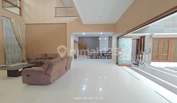 Dijual Rumah Bagus Modern Minimalis di Batununggal Indah