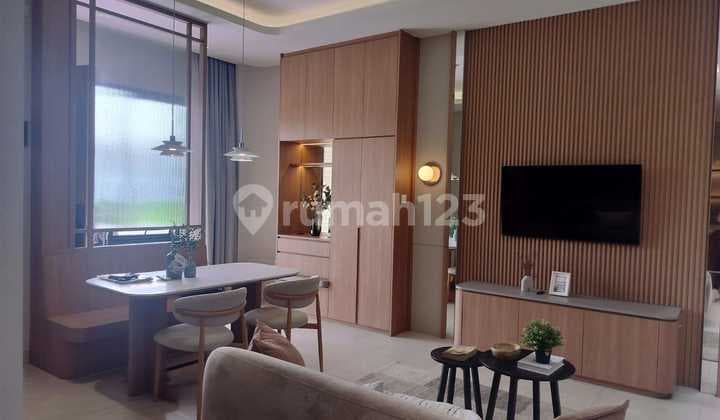 Rumah Baru 2 Lantai di Taman Sakura Indah