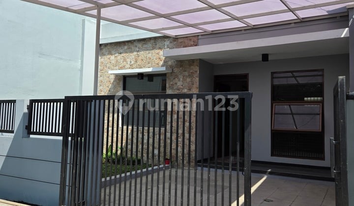 Rumah Minimalis Siap Huni di Taman Kopo Indah 2