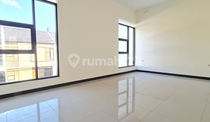 Rumah Dijual Tki 5 Sherwood 2 Lantai Baru Smart Door Lock