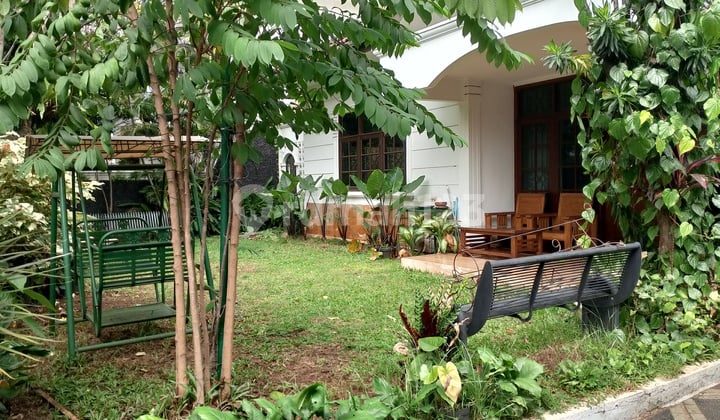 Kemang Dalam Elite House, Comfortable Environment, Flood-Free