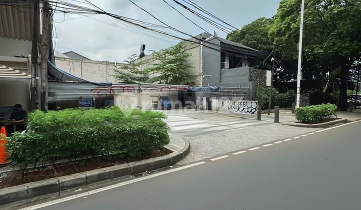 Tanah komersial lokasi sangat strategis di gunawarman, selong, kebayoran baru, jaksel