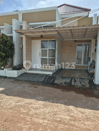 Dijual Rumah Siap Huni di Tria Adara Residence Serpong