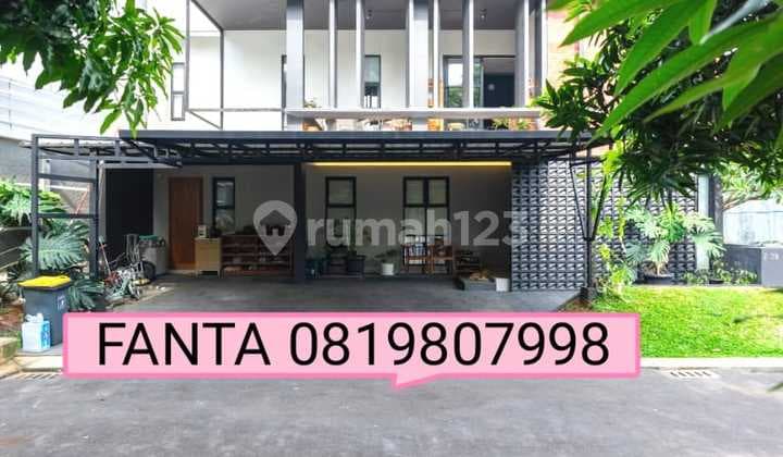 Beautiful House with Swimming Pool in Emerald Bintaro Cluster | KH